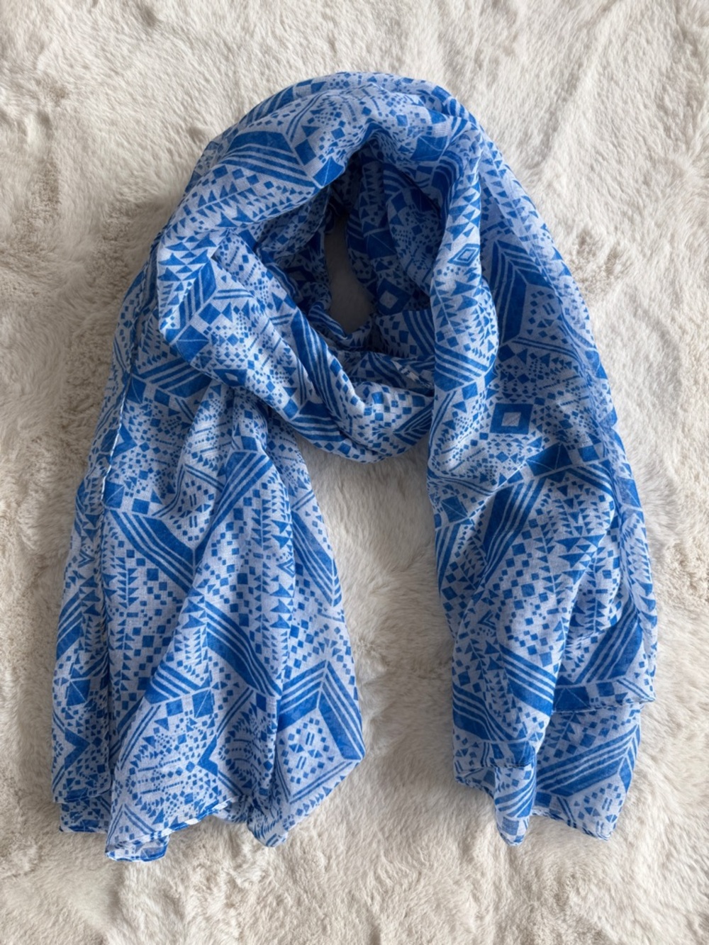 ❤️ Blue and White Soft Pattern Scarf Pareo One Size